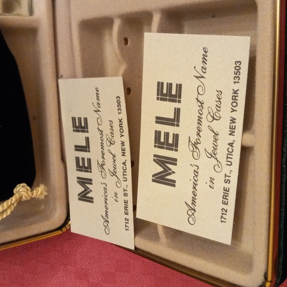Mele jewelry box, NIB velvet - Picture 3 of 13